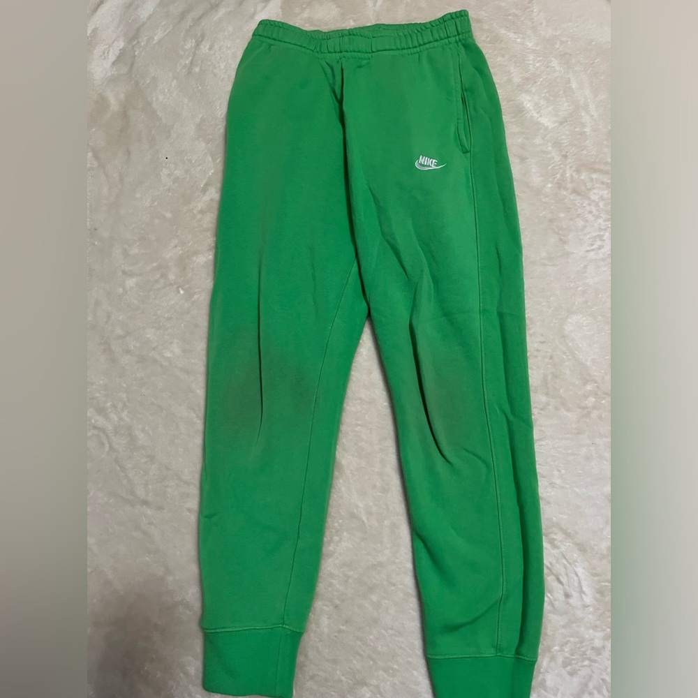 Green nike sweats